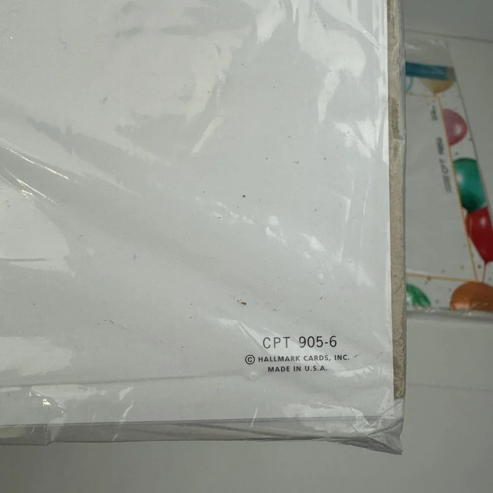 2‎ Pks Hallmark 8x10 Cardstock Paper w Balloons Confetti Party 22 Sheets Total'